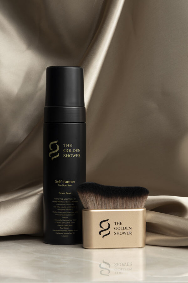Self tanning kit with brush including Power Boost mousse and professional applicator by The Golden Shower Beauty